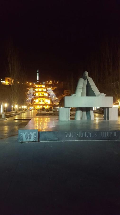 Kaskad Apartment And Tours Jerevan Buitenkant foto